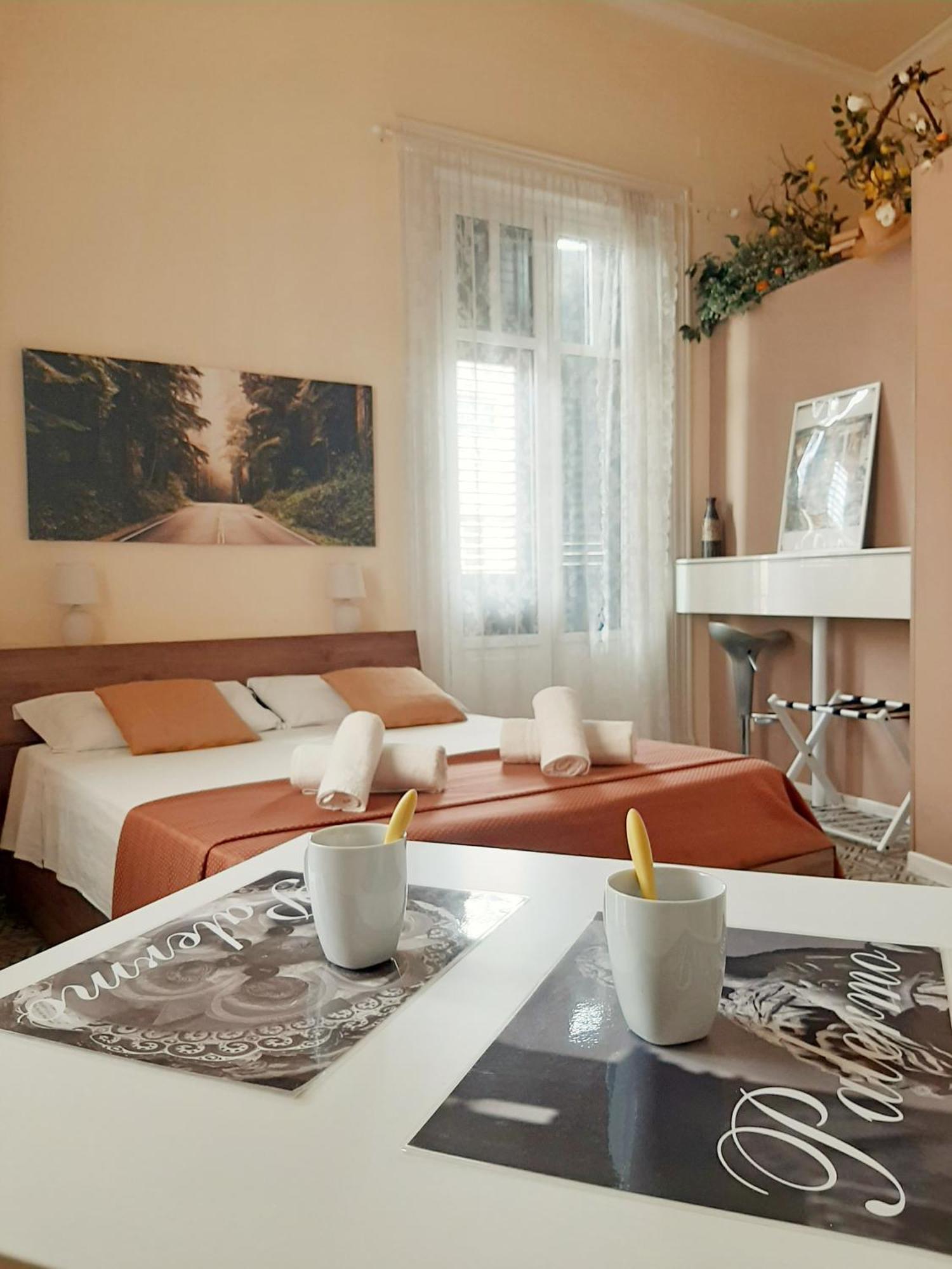 Double Room Private Bathroom