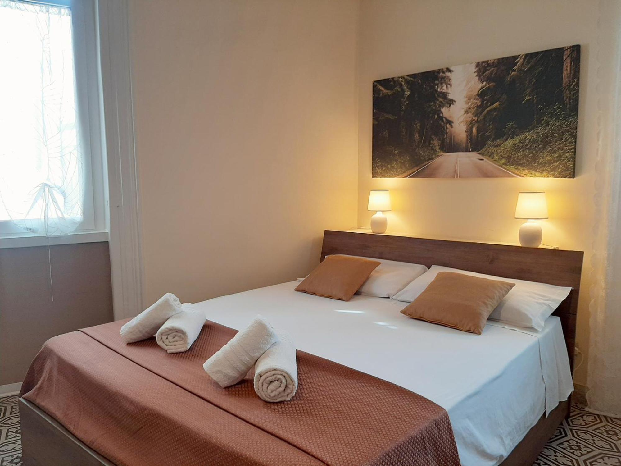 Double Room Private Bathroom